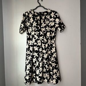 Everly Black and Cream